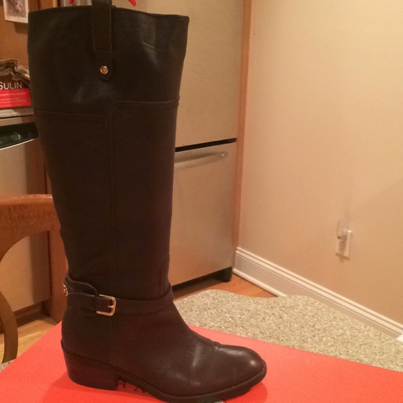 Ivanka Trump size 6.5 Dark Brown Leather Boots - Picture 1 of 8